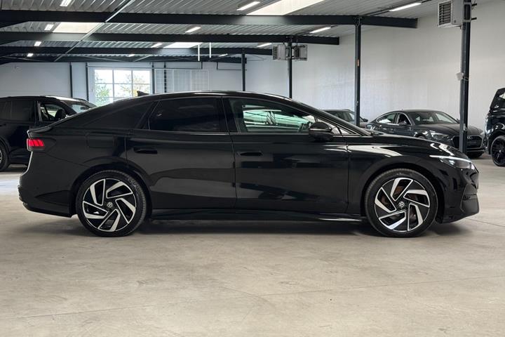 Sort VW ID.7 fra 2024
