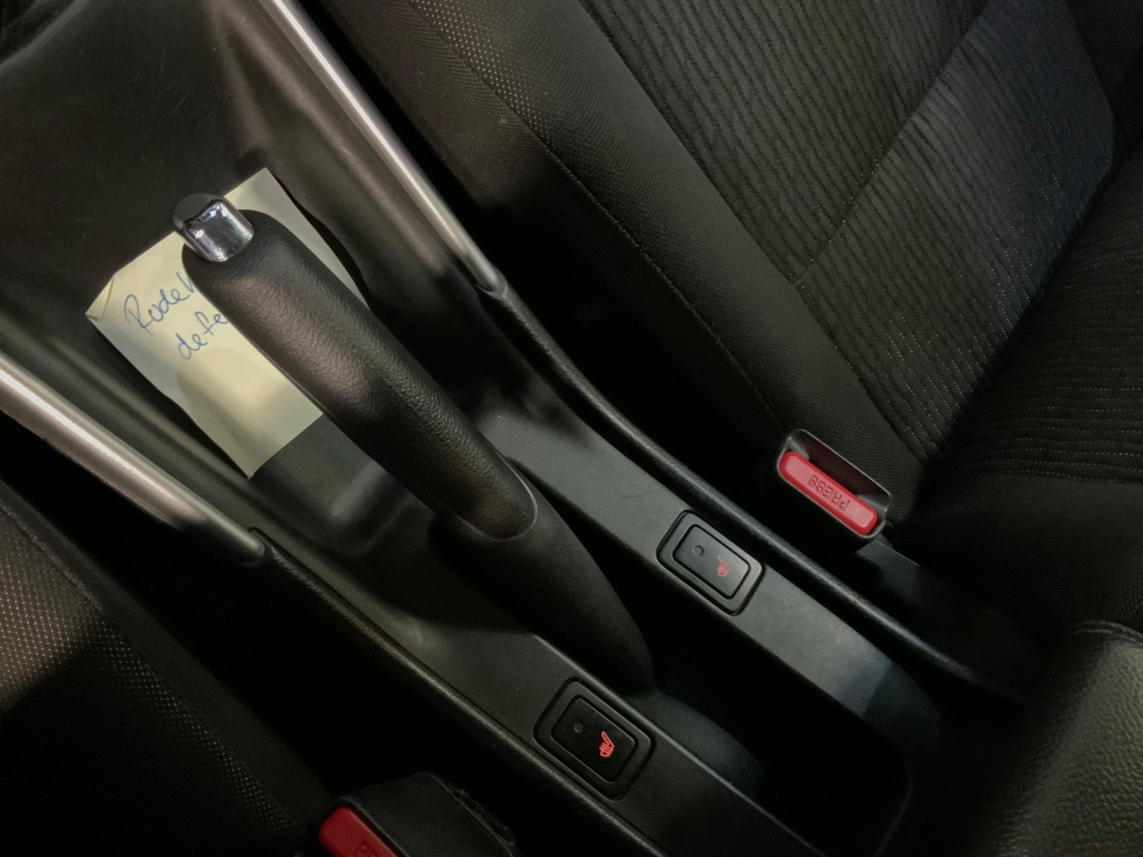 Grå Suzuki Baleno fra 2016