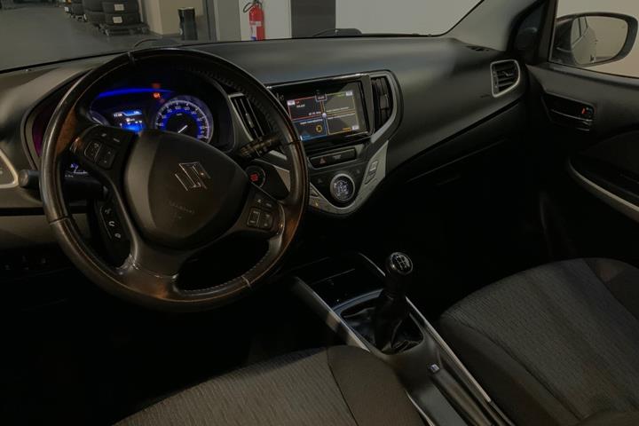 Sort Suzuki Baleno fra 2016