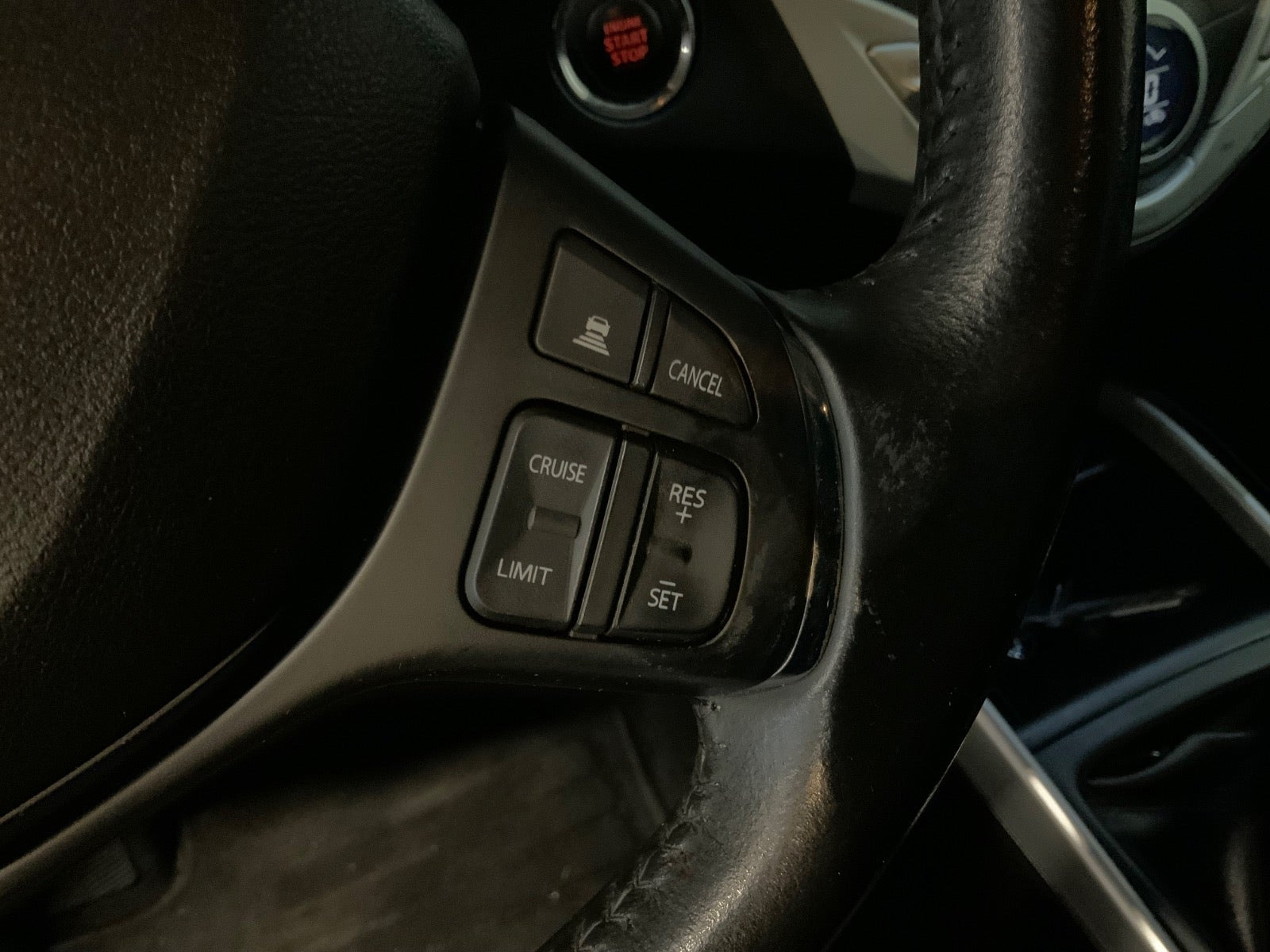 Sort Suzuki Baleno fra 2016