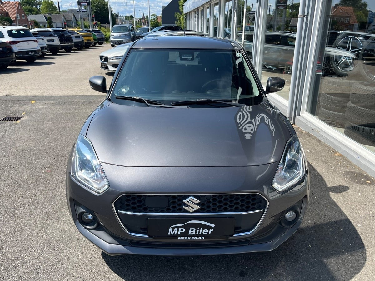 Grå Suzuki Swift fra 2020