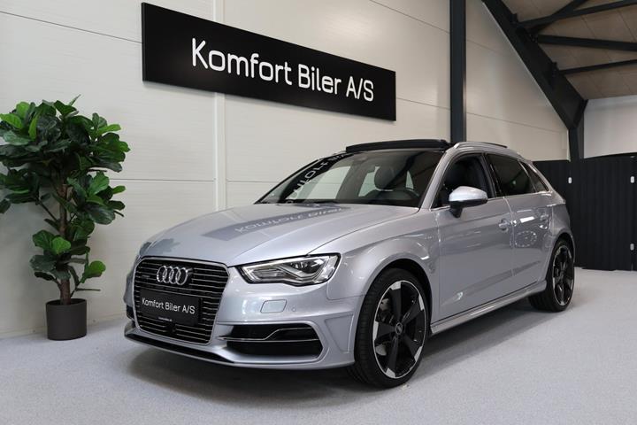 Sølv Audi A3 fra 2016