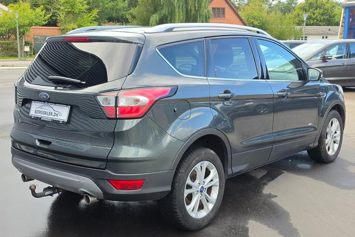 undefined Ford Kuga fra 2017