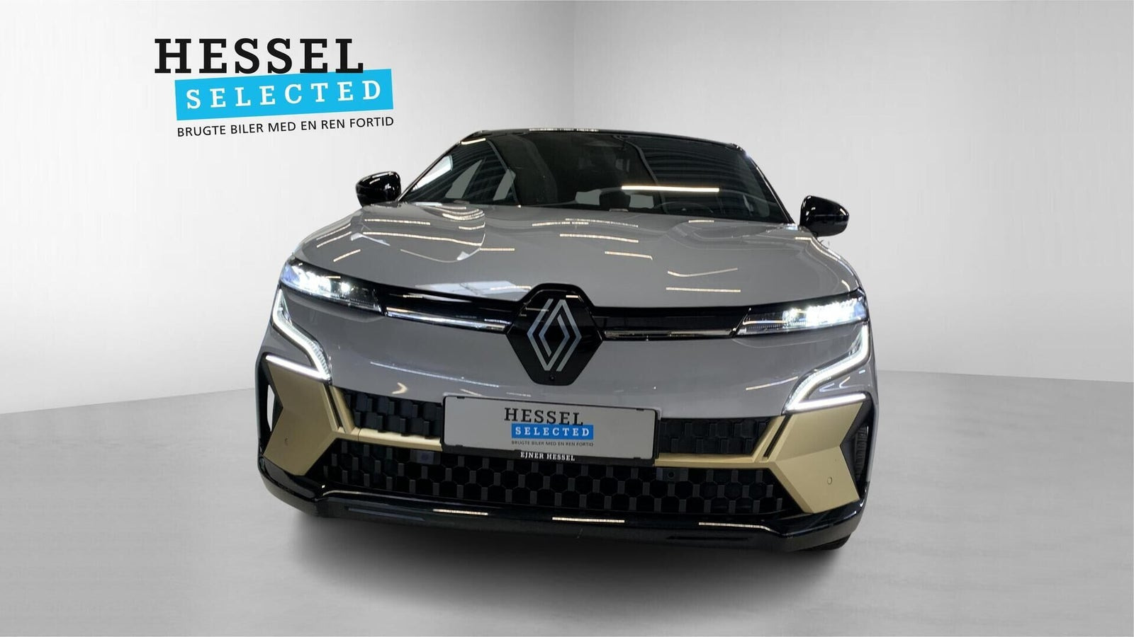 Grå Renault Megane E-Tech fra 2023