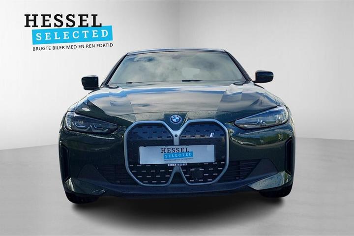 Grøn BMW i4 fra 2022