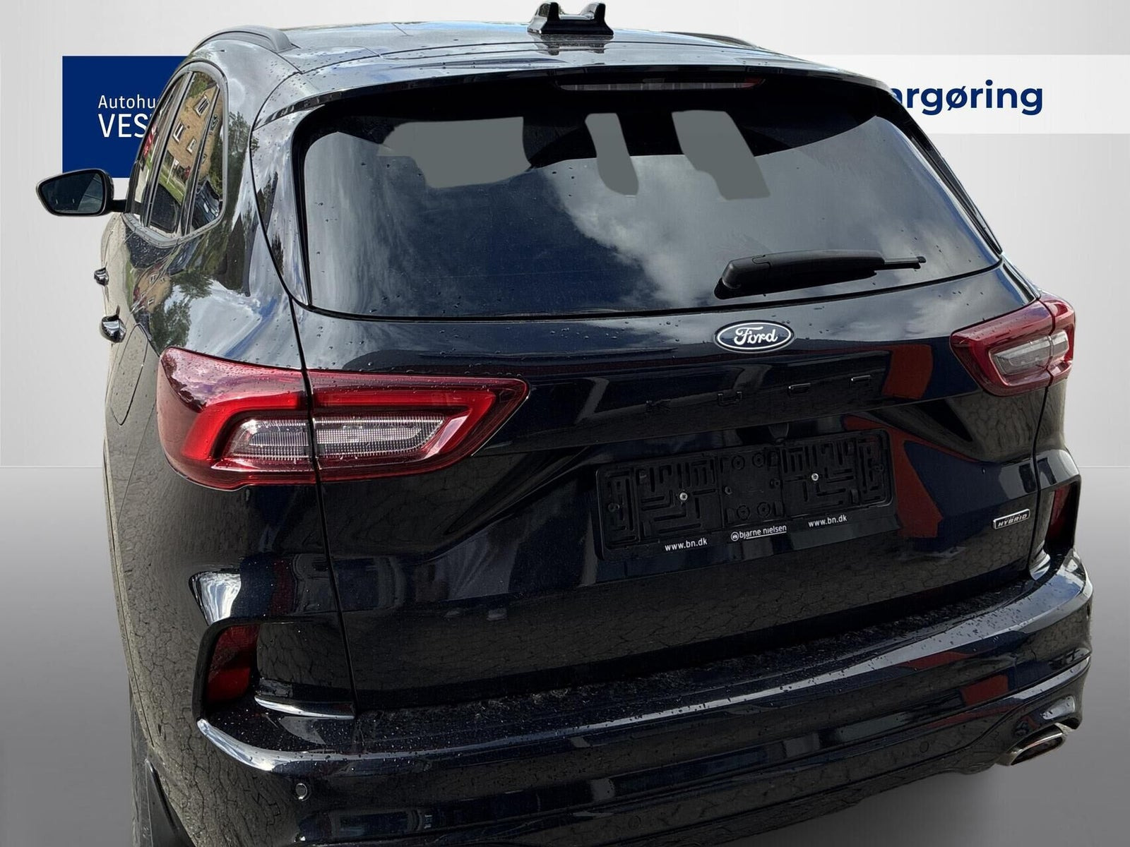 Sort Ford Kuga fra 2024