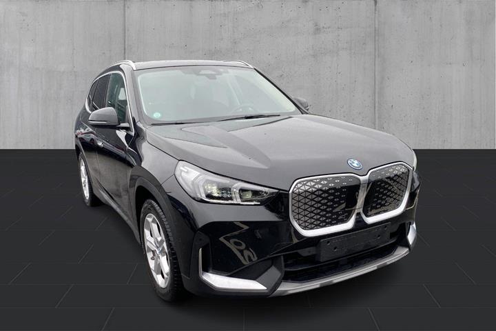 Sort BMW iX1 fra 2024