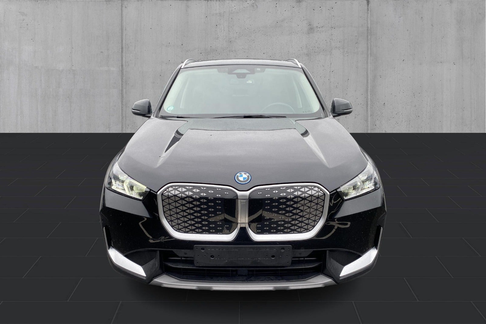 Sort BMW iX1 fra 2024