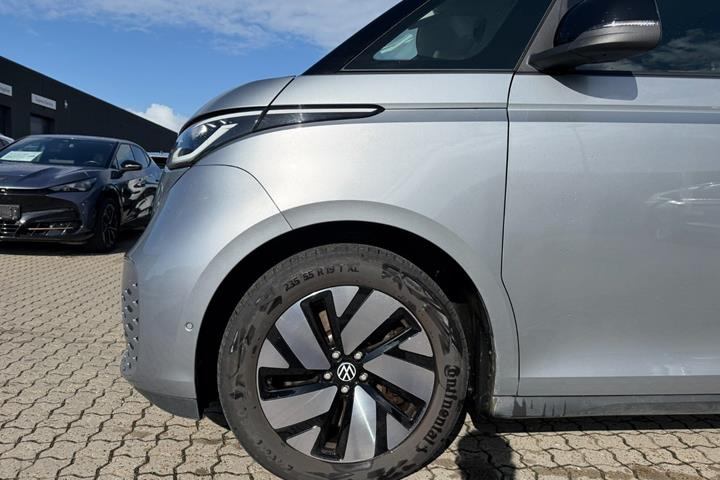 Grå VW ID.Buzz fra 2025