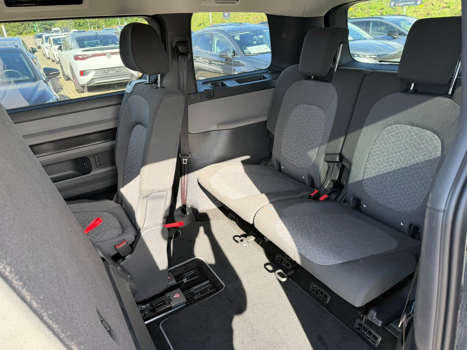 Grå VW ID.Buzz fra 2025