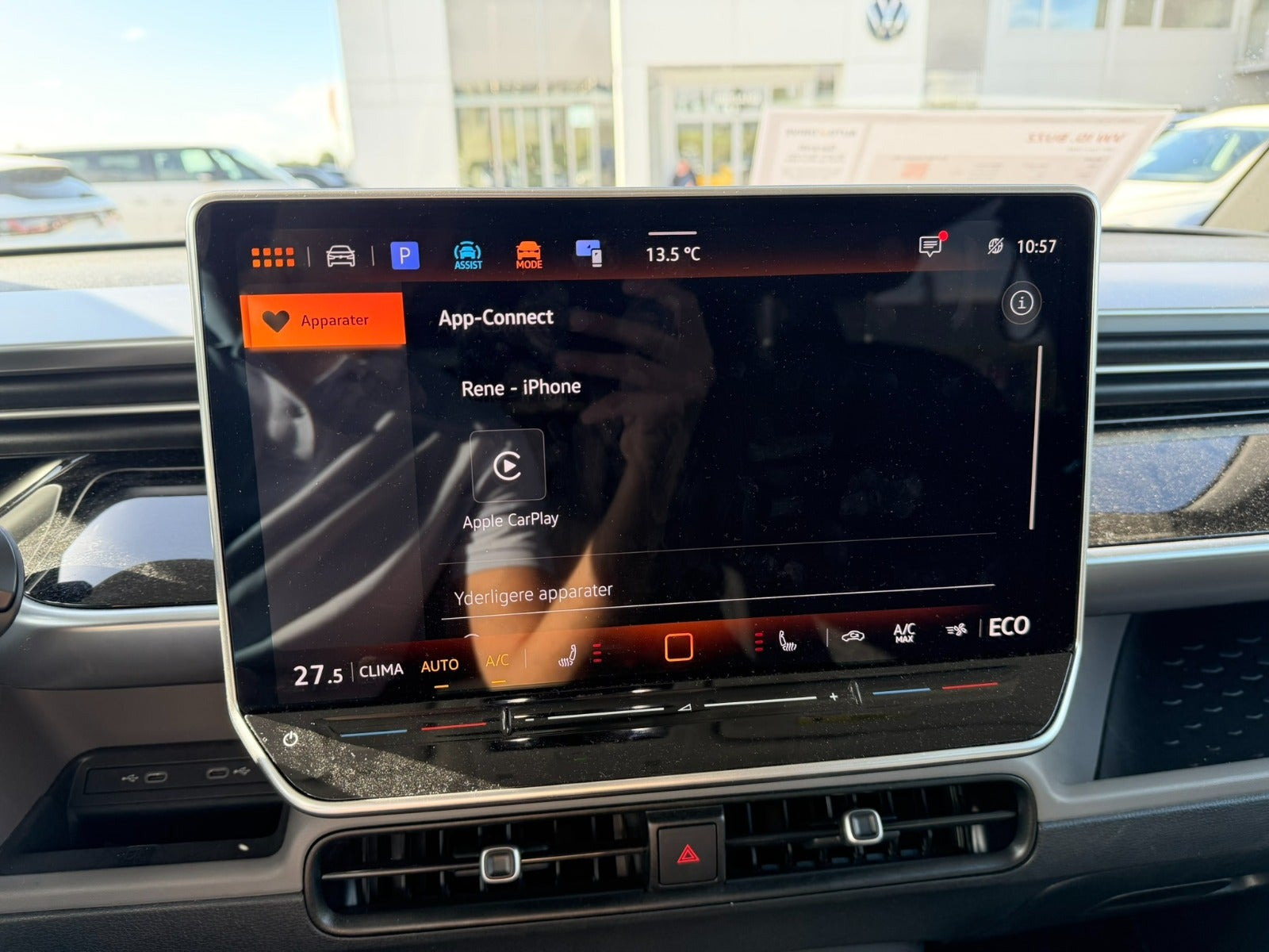 Grå VW ID.Buzz fra 2025