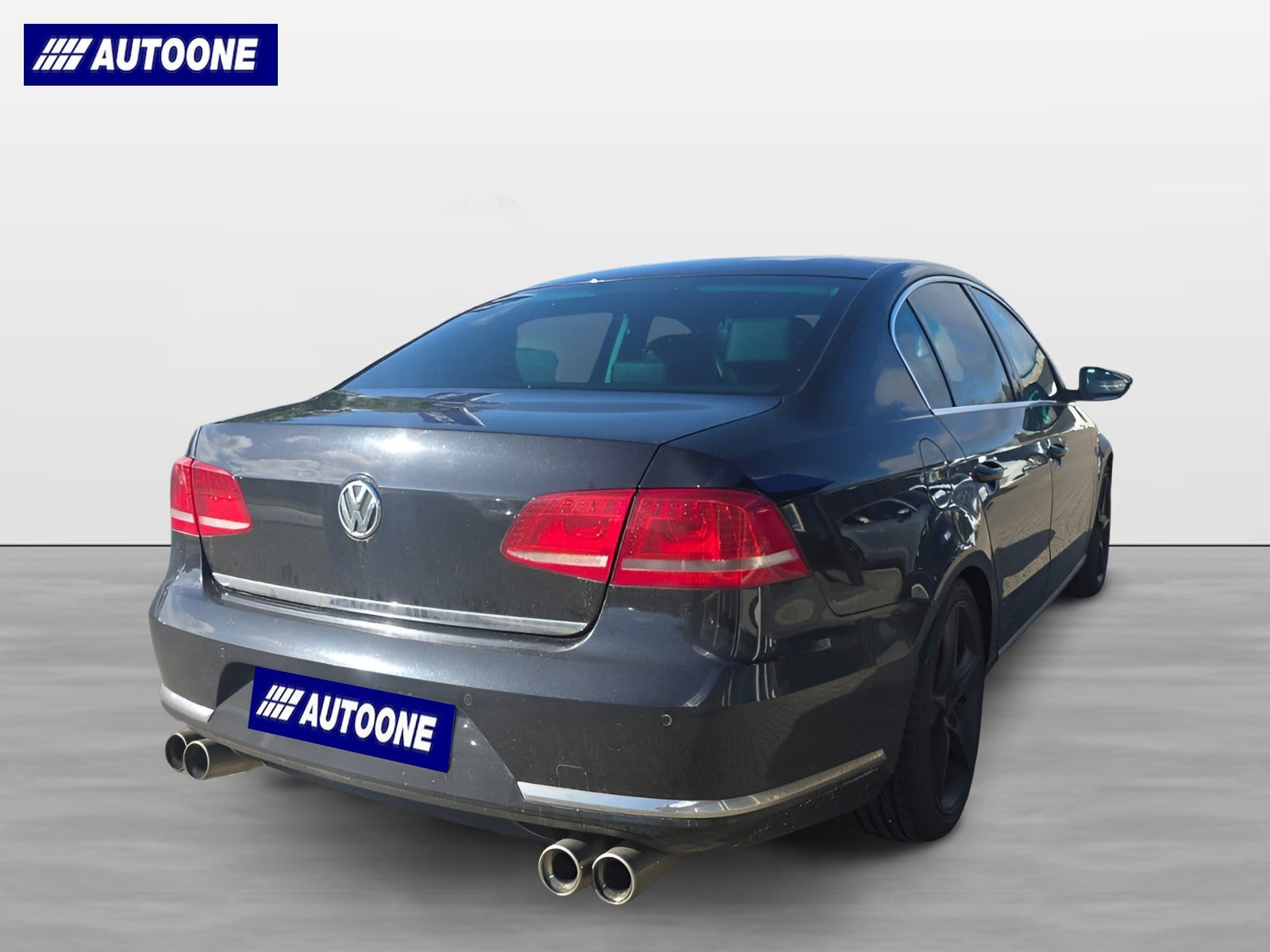Sort VW Passat fra 2011