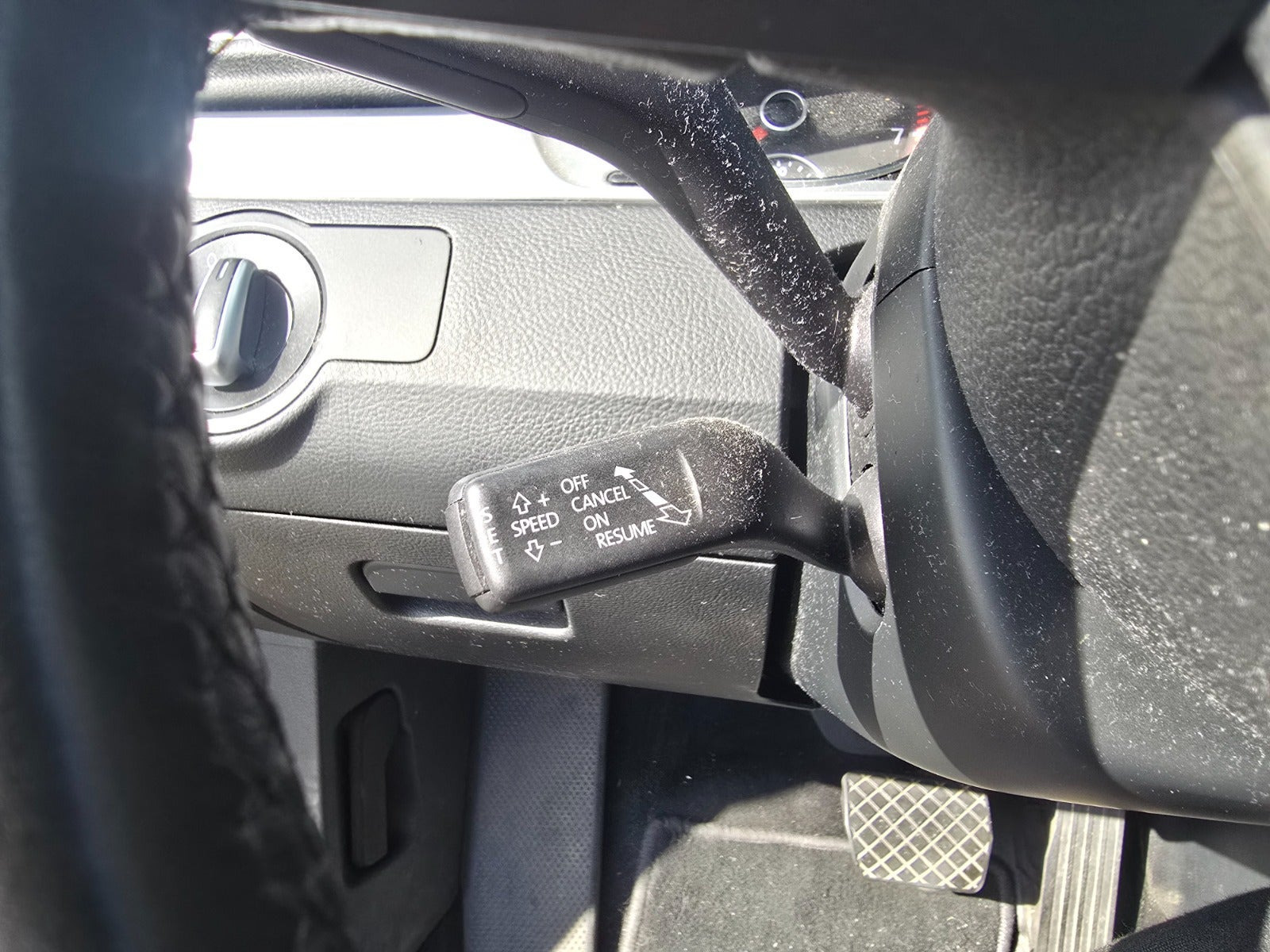 Sort VW Passat fra 2011