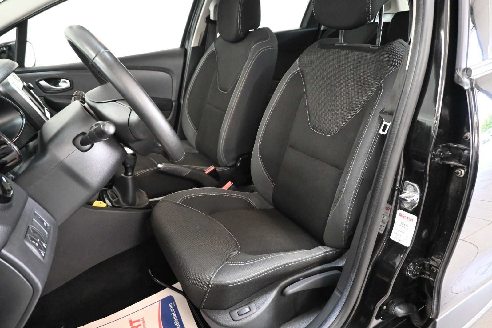 Sort Renault Clio IV fra 2017