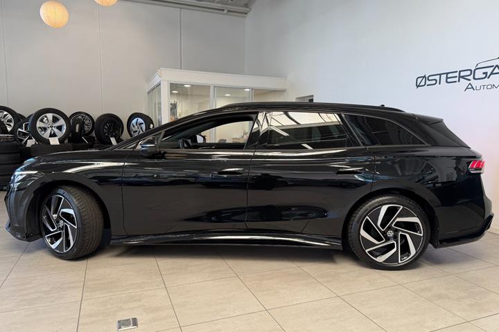 Sort VW ID.7 fra 2025