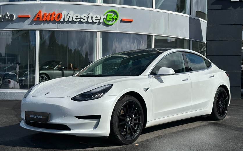 Tesla Model 3 Standard Range+ RWD