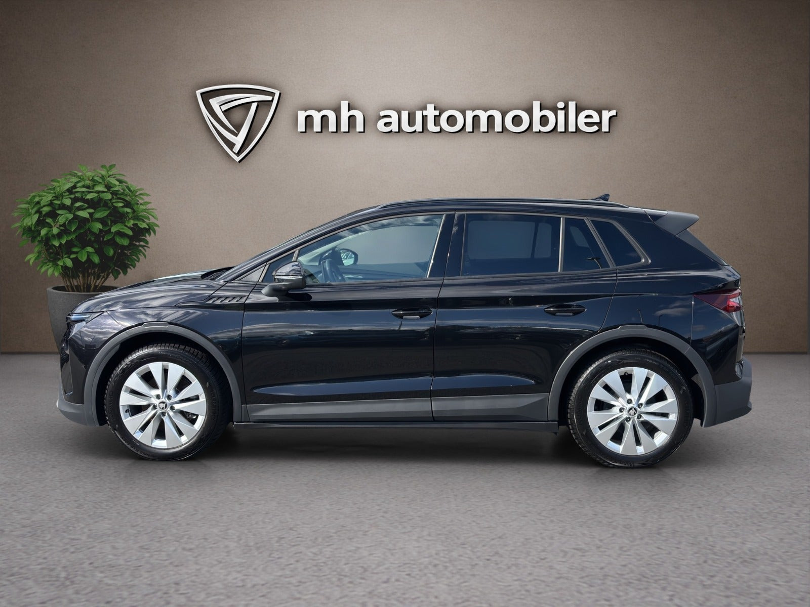 Sort Skoda Elroq fra 2025