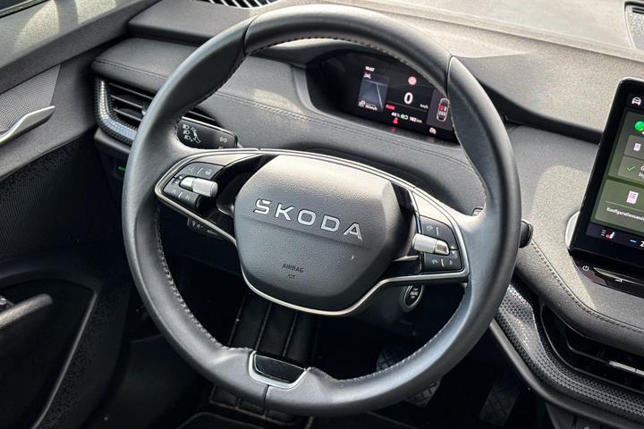 Sort Skoda Elroq fra 2025