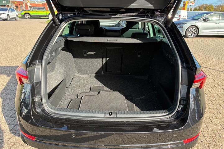undefined Skoda Octavia fra 2024