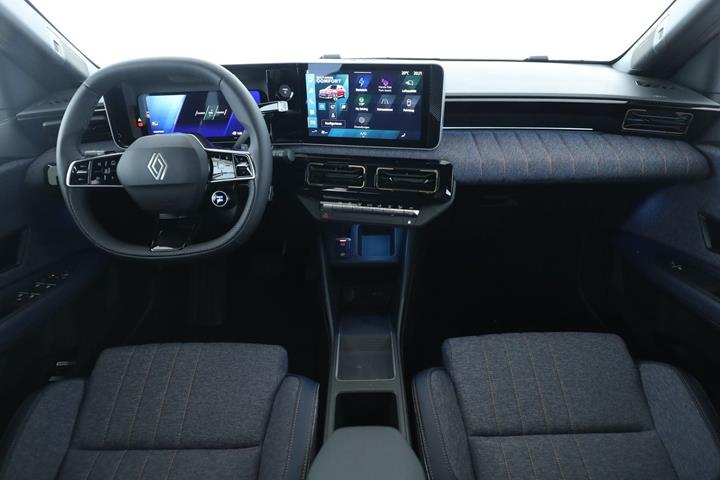 Rød Renault 4 E-Tech fra 2025