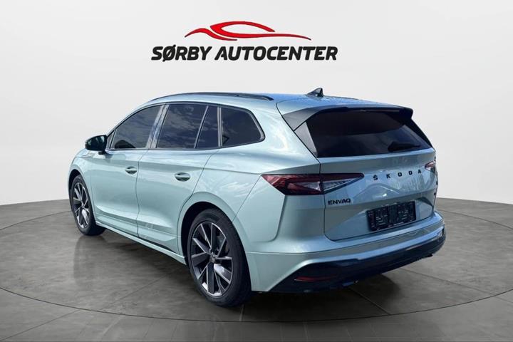 Sølv Skoda Enyaq fra 2023