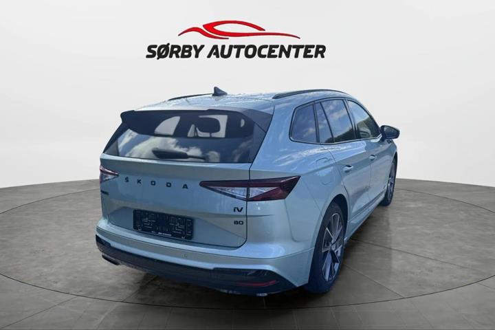 Sølv Skoda Enyaq fra 2023