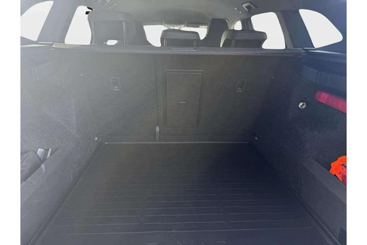 Sølv Skoda Enyaq fra 2023