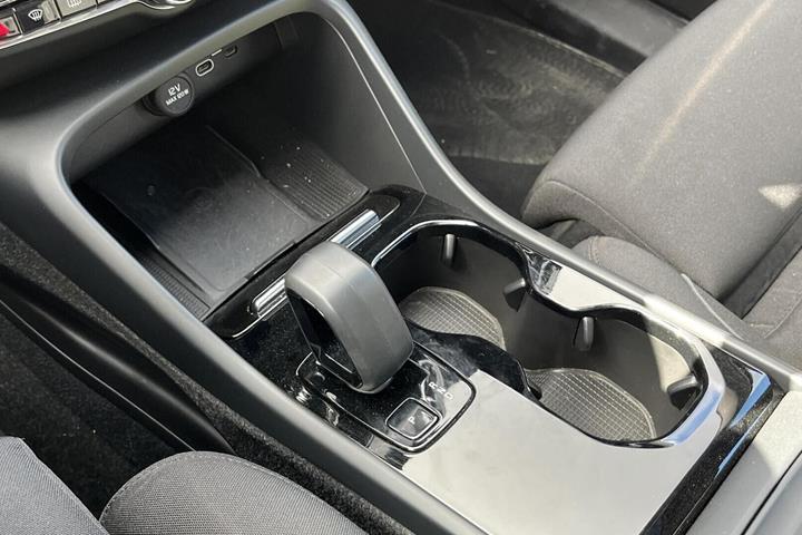 Blå Volvo C40 fra 2023