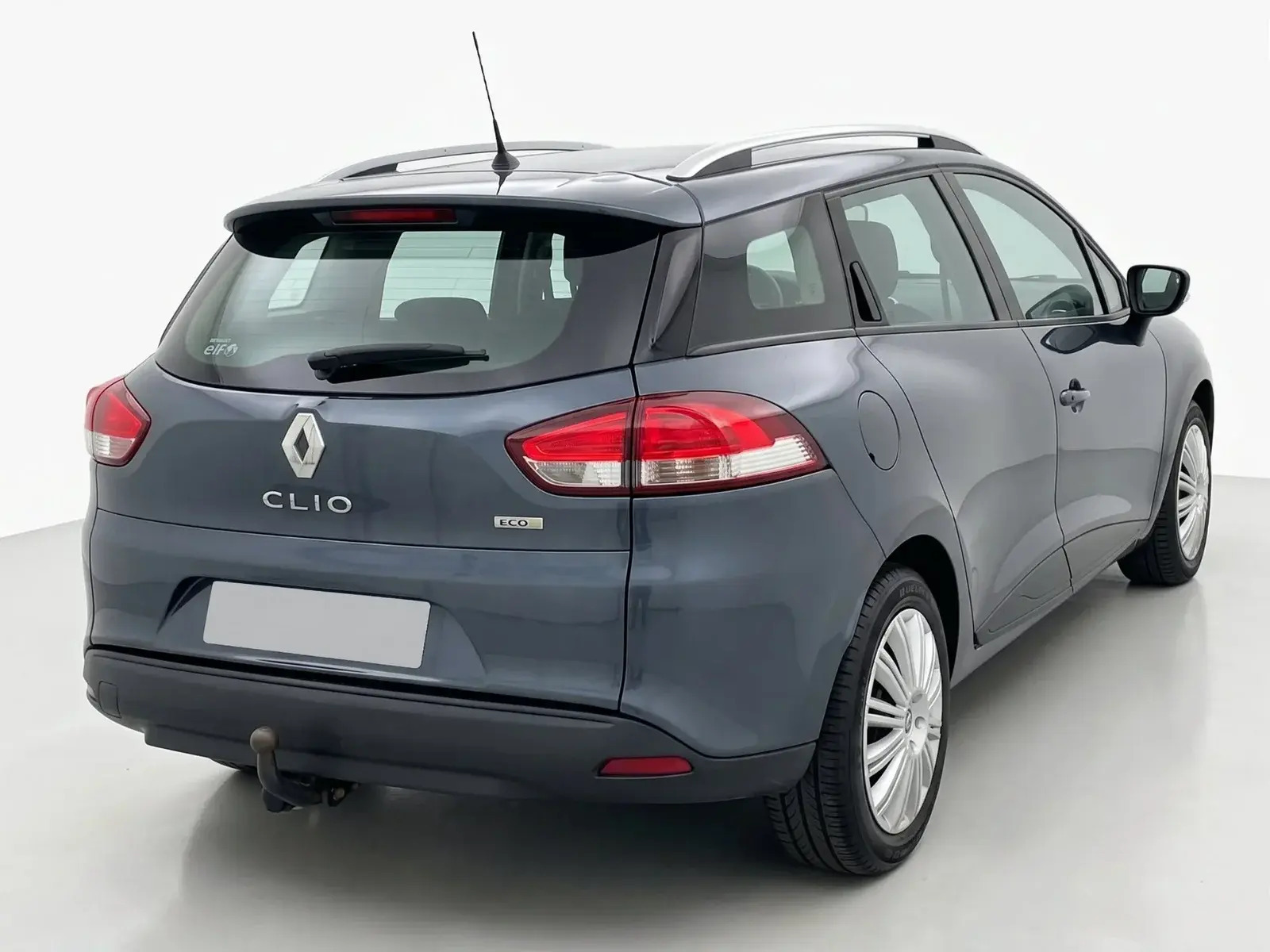 Grå Renault Clio IV fra 2017