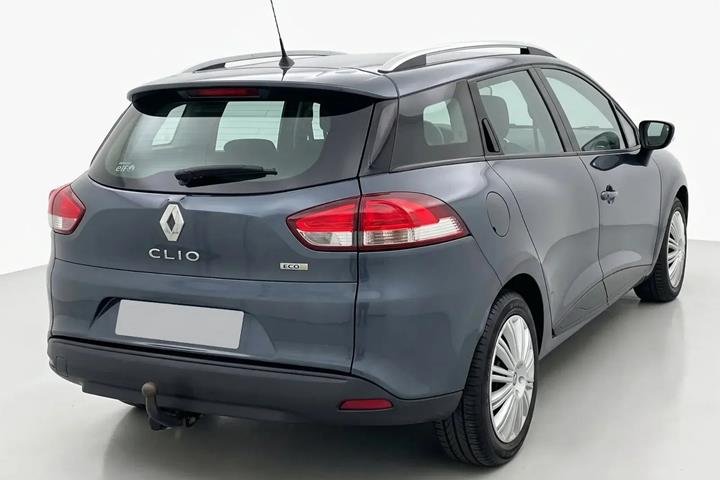 Grå Renault Clio IV fra 2017