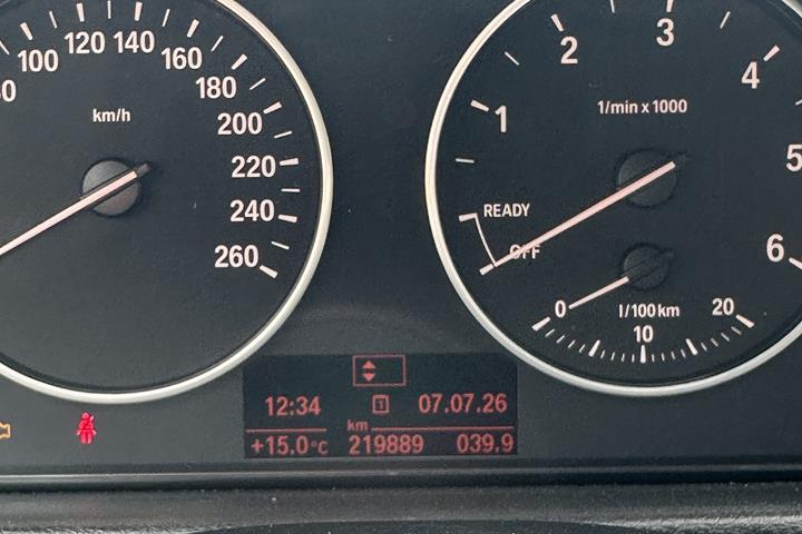 Sort BMW 3-Serie fra 2014