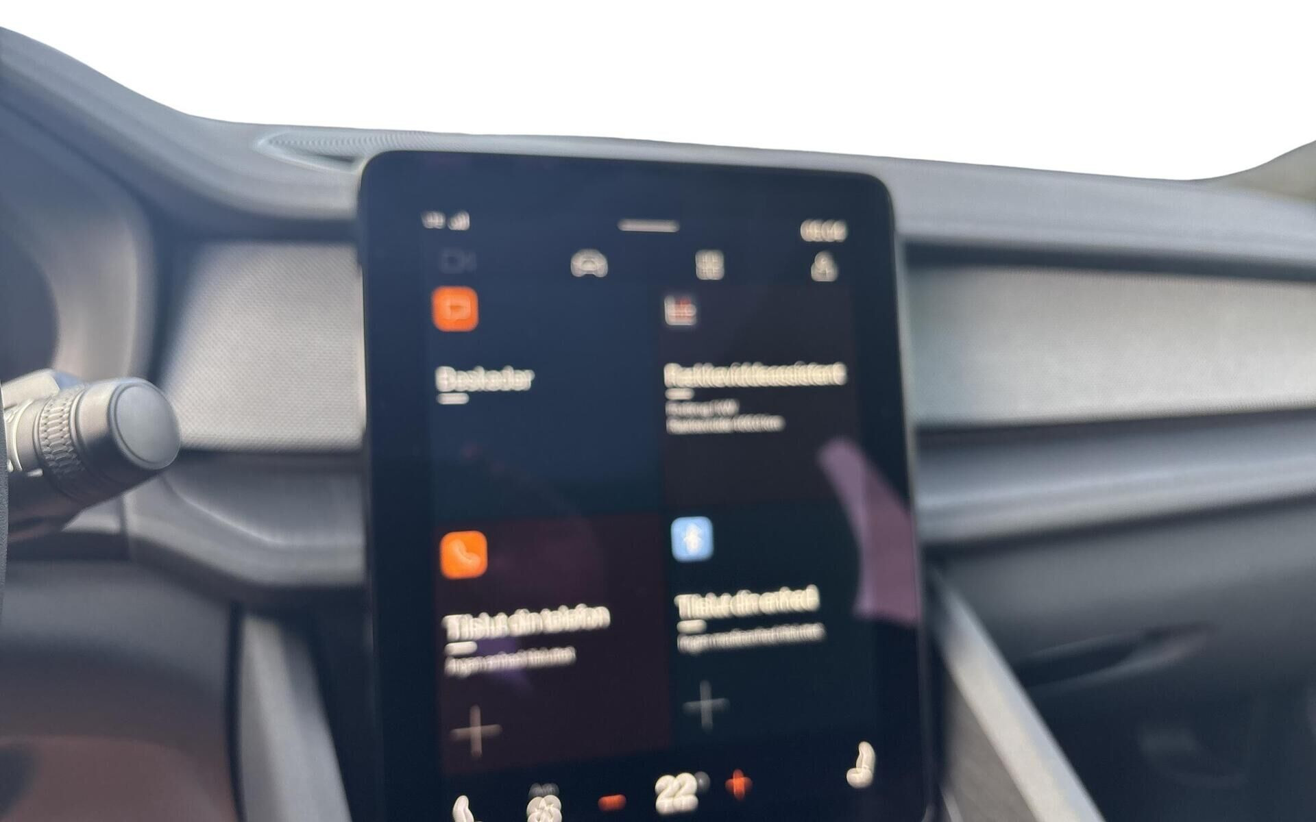 Sort Polestar 2 fra 2024