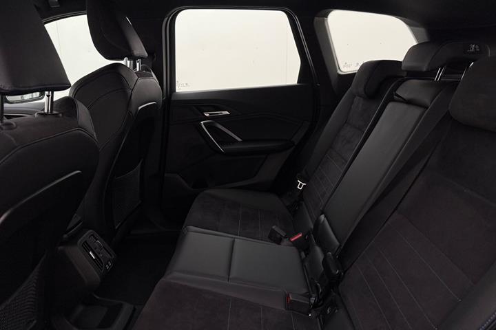 Sort BMW iX1 fra 2024