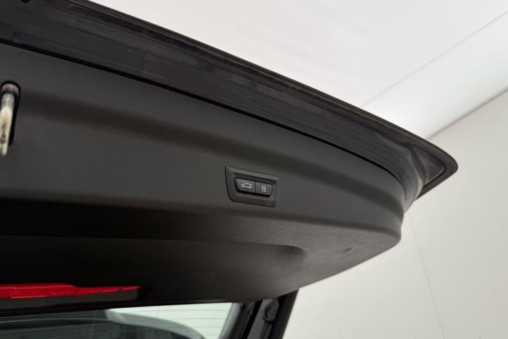 Sort BMW iX1 fra 2024