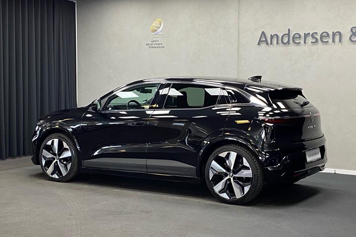 Sort Renault Mégane fra 2023