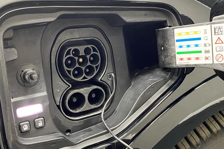 Sort Renault Mégane fra 2023