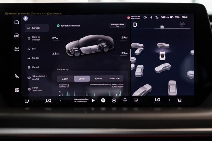 Hvid Xpeng P7 fra 2024