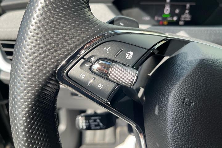 Sort Skoda Enyaq fra 2024