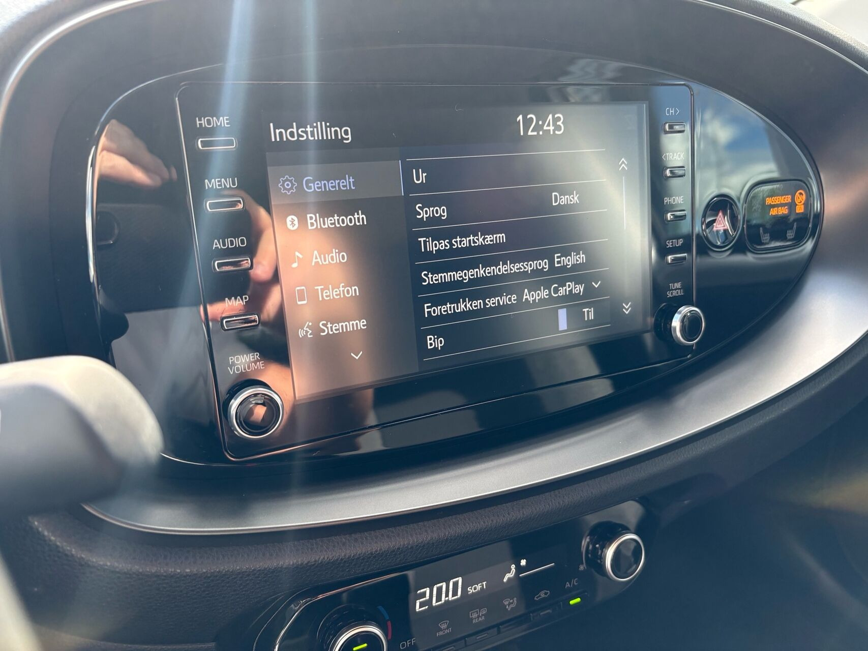 Grå Toyota Aygo X fra 2023