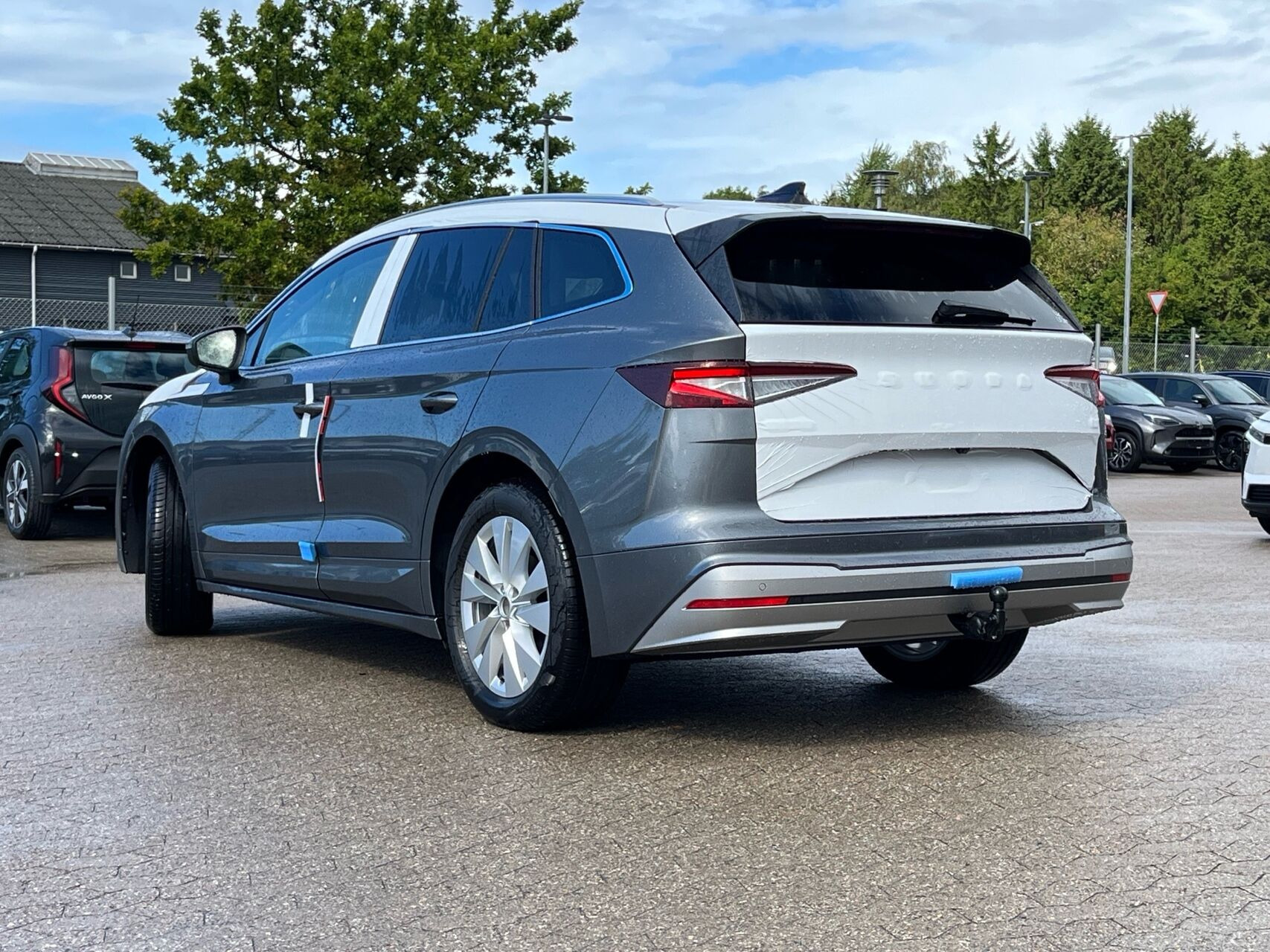 Grå Skoda Enyaq fra 2026