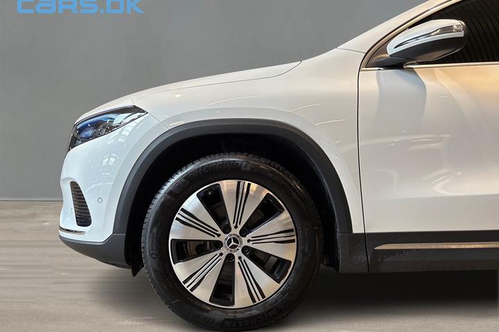Hvid Mercedes EQA250+ fra 2024