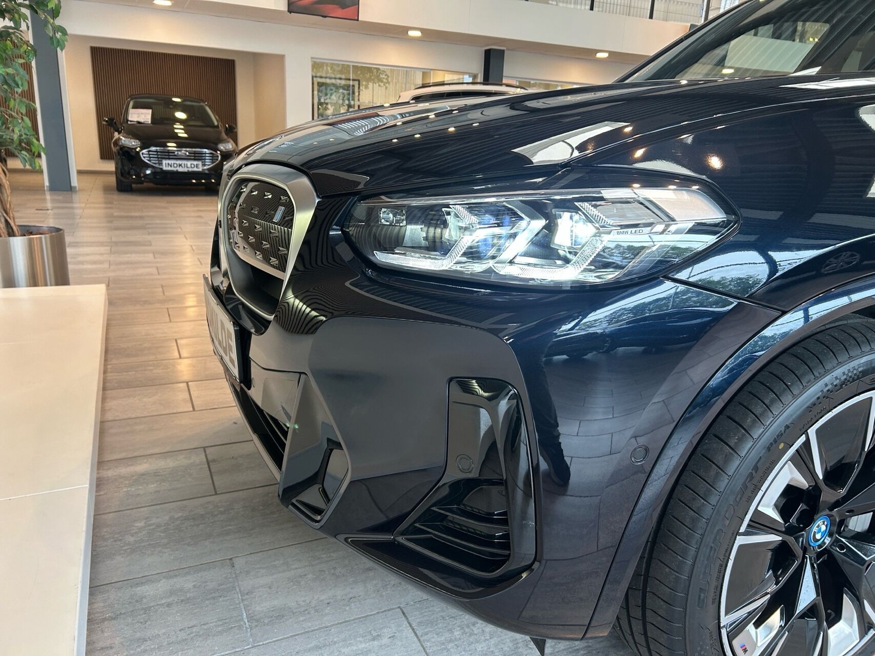 undefined BMW iX3 fra 2023