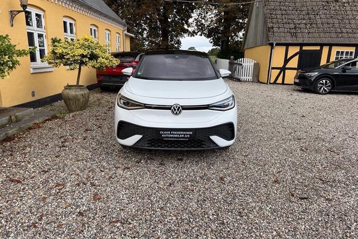 Hvid VW ID.5 fra 2023