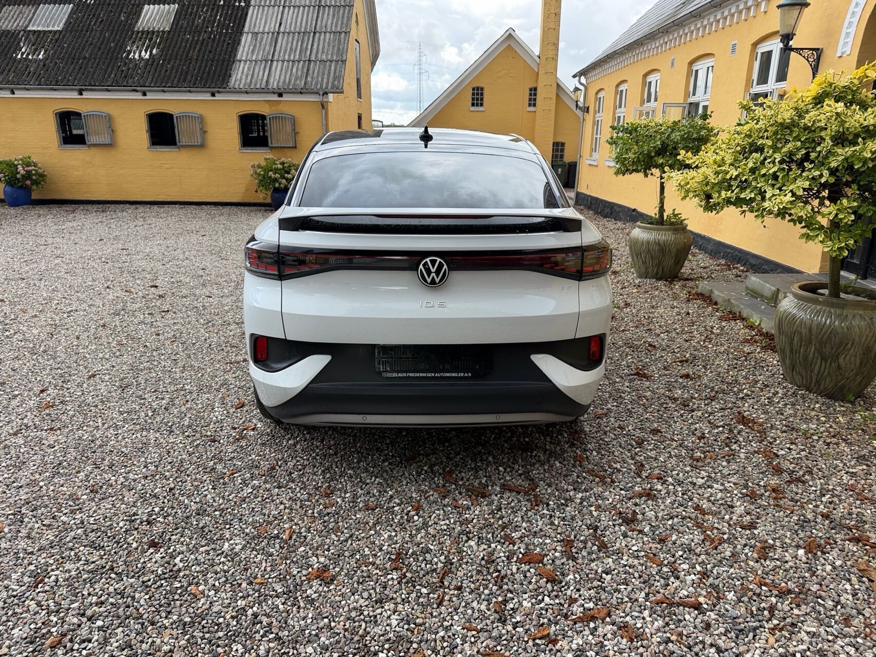 Hvid VW ID.5 fra 2023