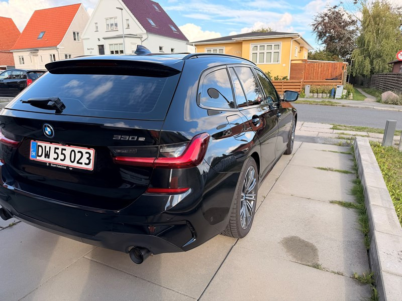 undefined BMW 330e fra 2022
