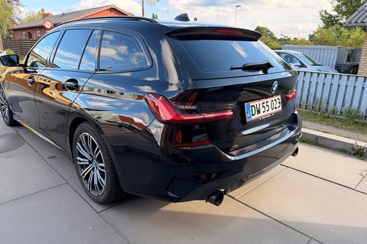 undefined BMW 330e fra 2022