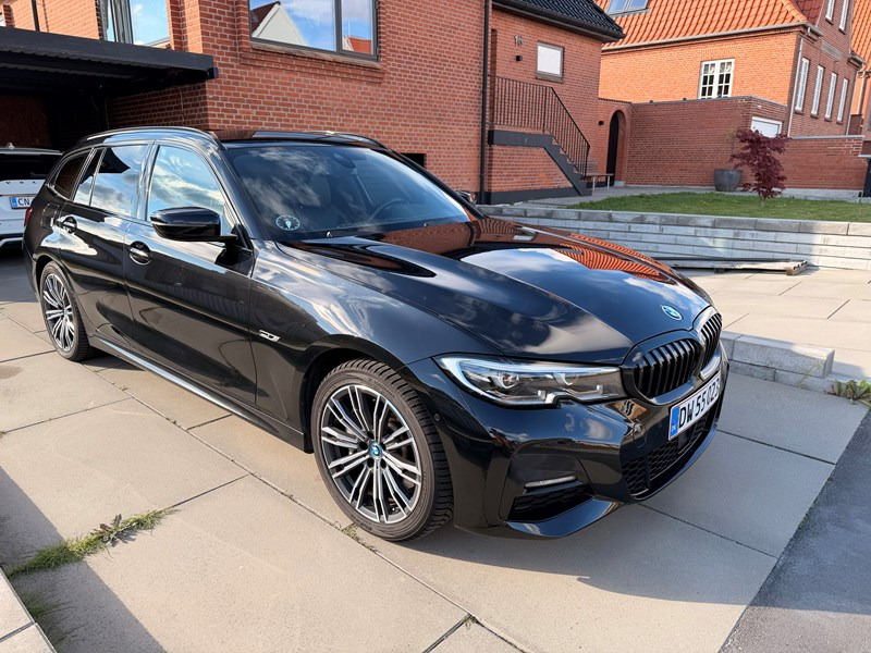 undefined BMW 330e fra 2022