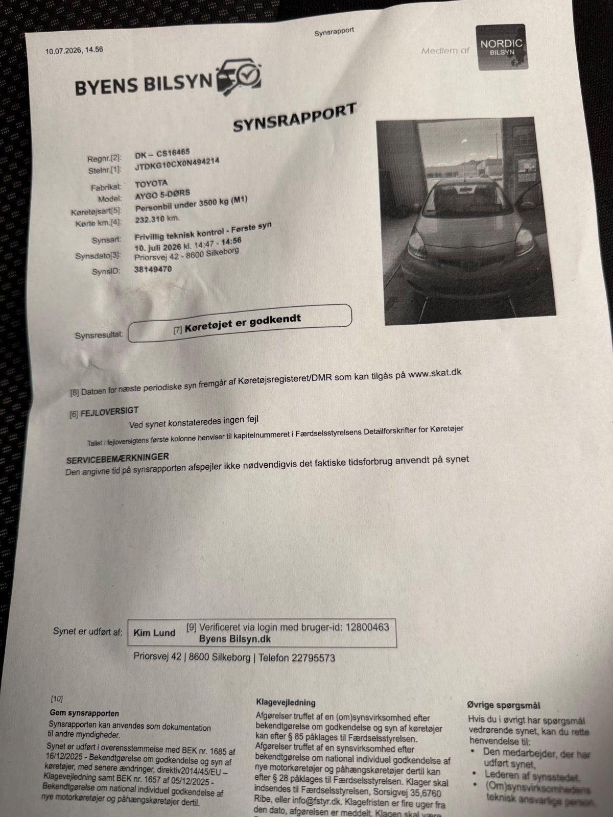 Sølv Toyota Aygo fra 2011