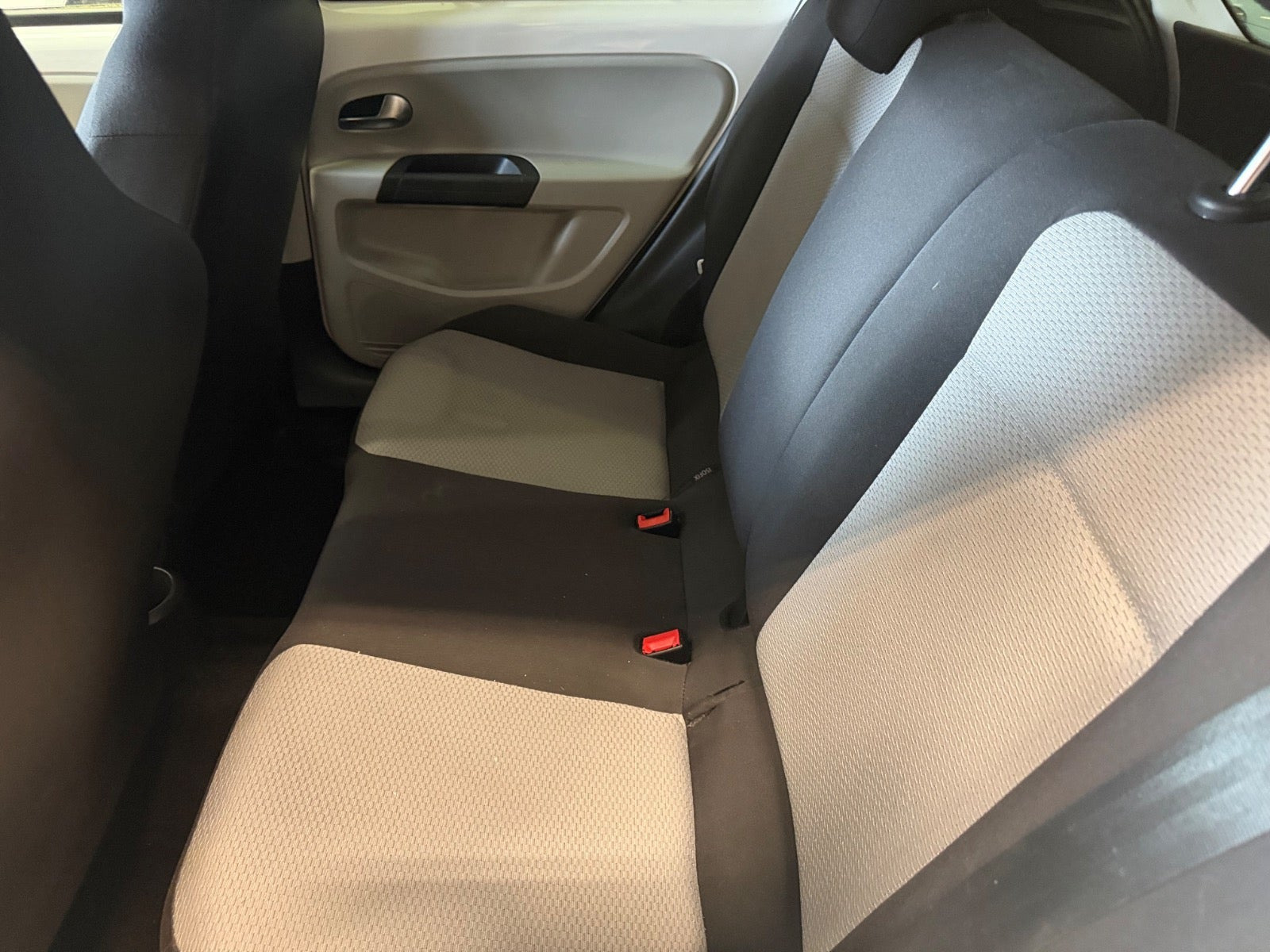 Hvid Seat Mii fra 2013