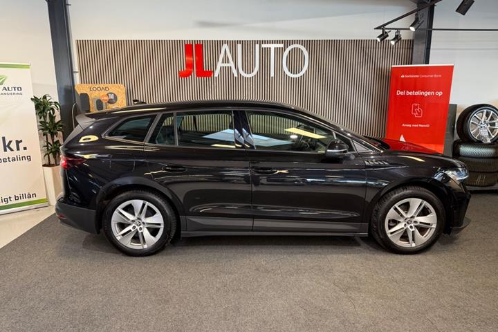 Sort Skoda Enyaq fra 2021
